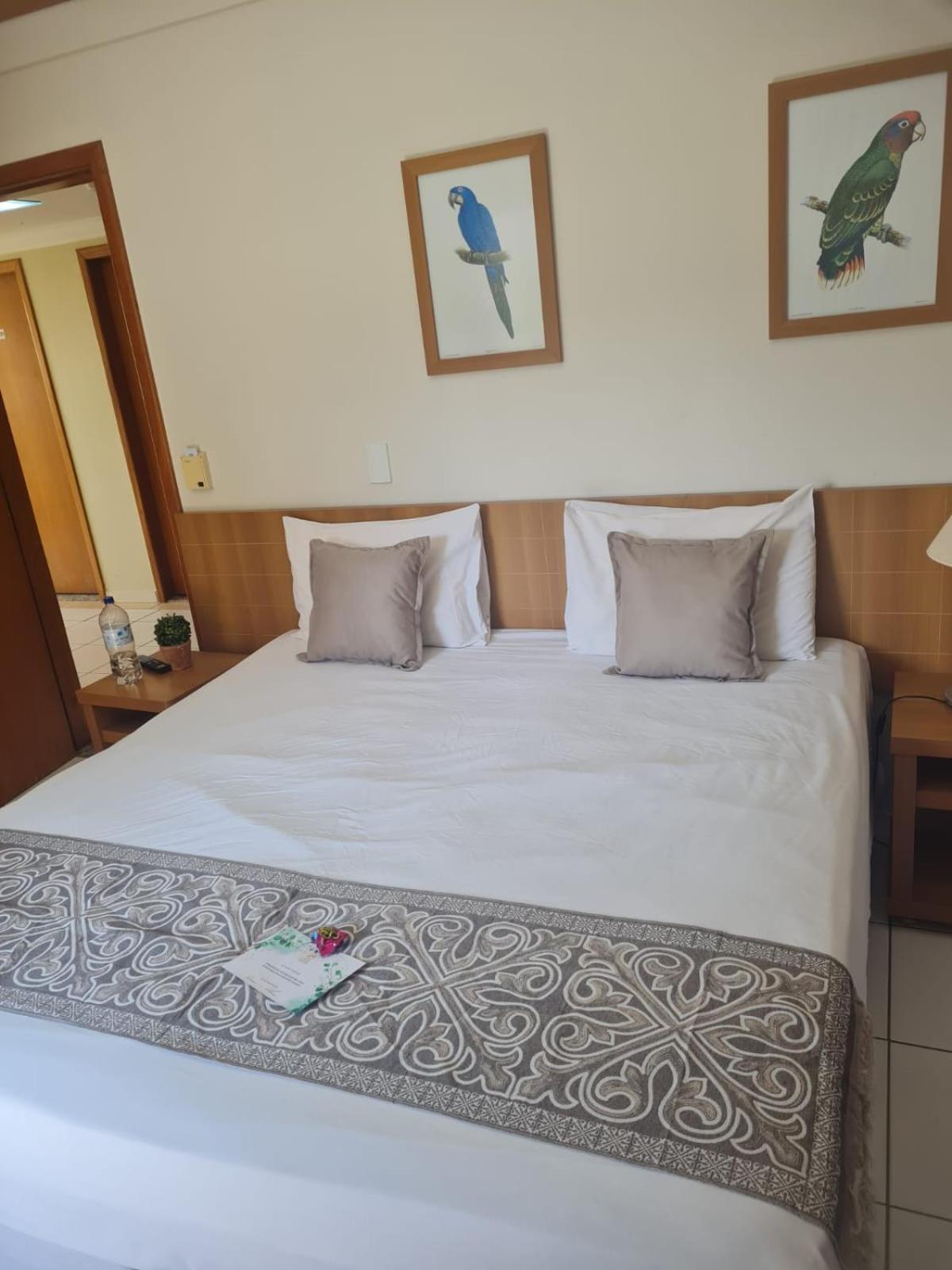 Resort Hotel Golden Dolphin - Grand&Express - Águas Termais - Caldas Novas - Roupa de Cama, Banho e TV de LED Exterior foto